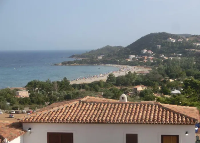 La Costa Est Con Vista Mare In Ogliastra Sardegna * Tertenìa