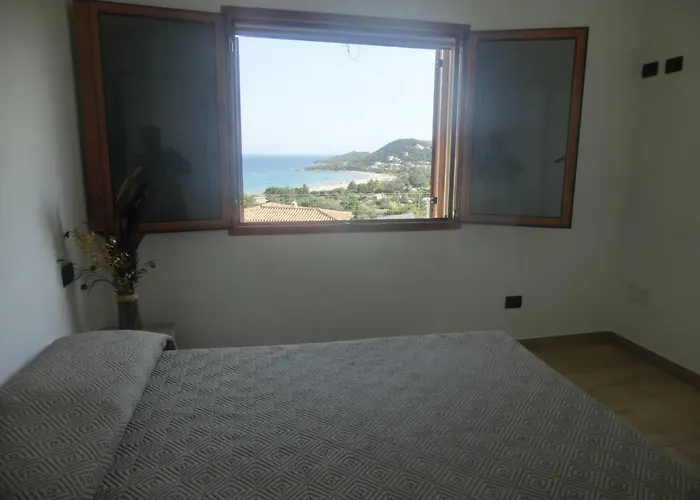 La Costa Est Con Vista Mare In Ogliastra Sardegna Tertenìa